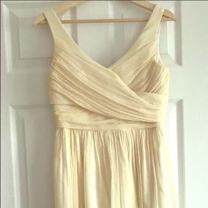 Beautiful dress. Perfect for special occasion.